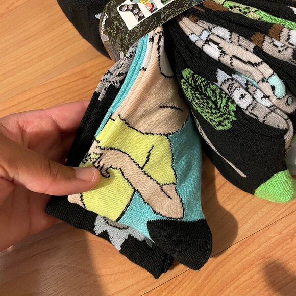 Rick and Morty Adult Swim - 6 Pair CREW Socks by HYP. NWT Size 6-12 - Picture 8 of 9